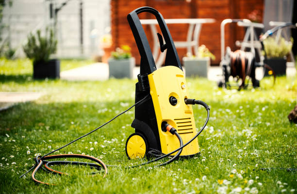Best Playground Equipment Cleaning  in Highgrove, CA